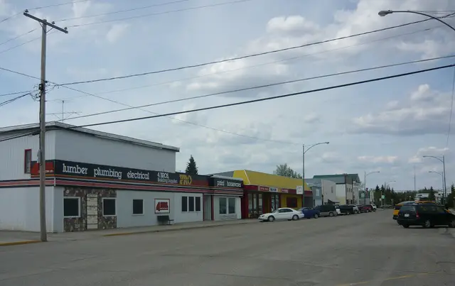 Main Street, Watson